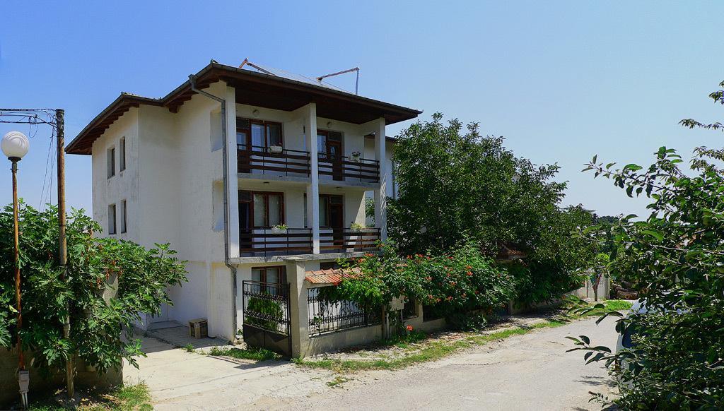 Guest House Kalina Sf. Constantin și Elena Exterior foto